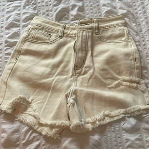 Dazy white denim shorts
